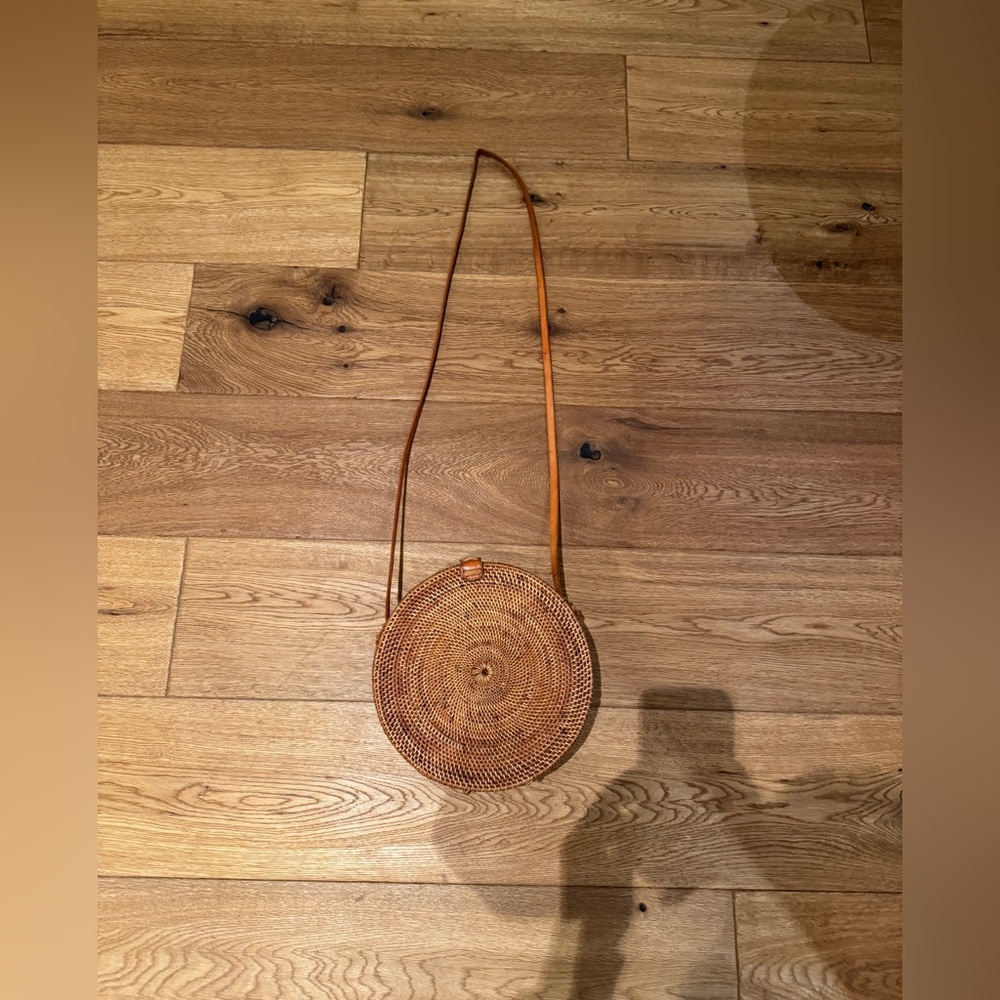 Rattan hand bag